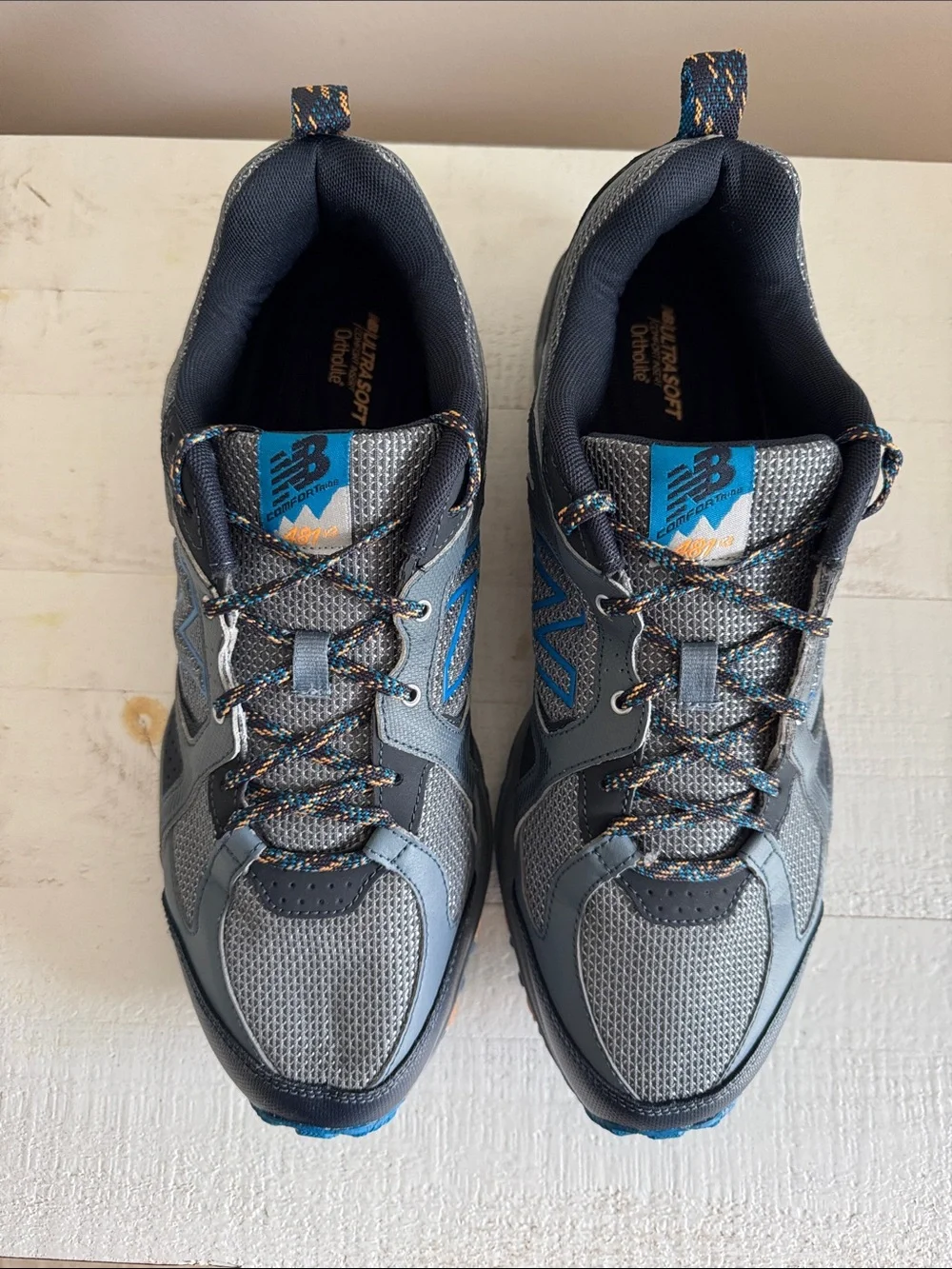 New Balance Mens 481 v3 Grey & Blue Trail Sneakers. Minimal wear.